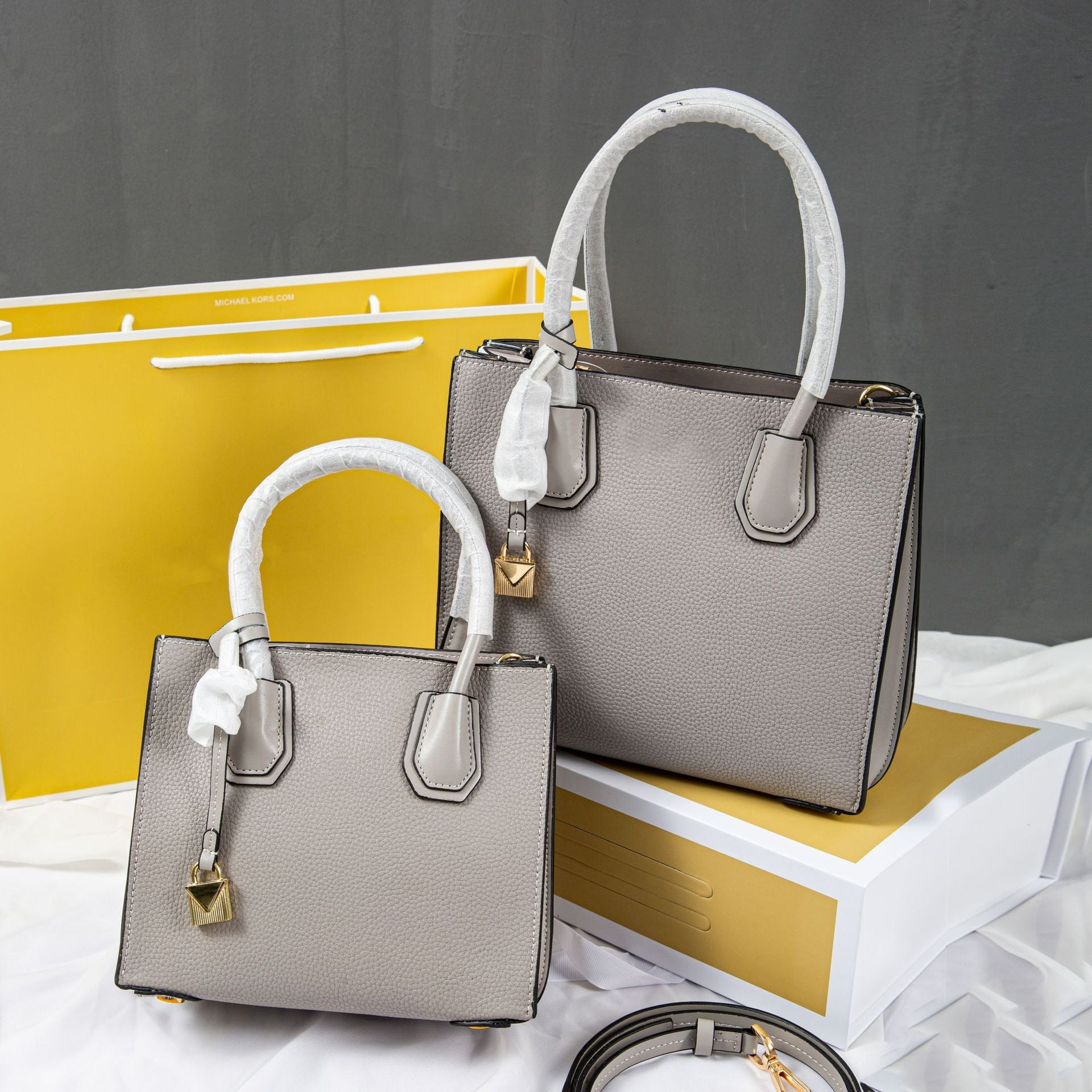 Streamlined Tasker - Women handbag - color grey - size medium and large 