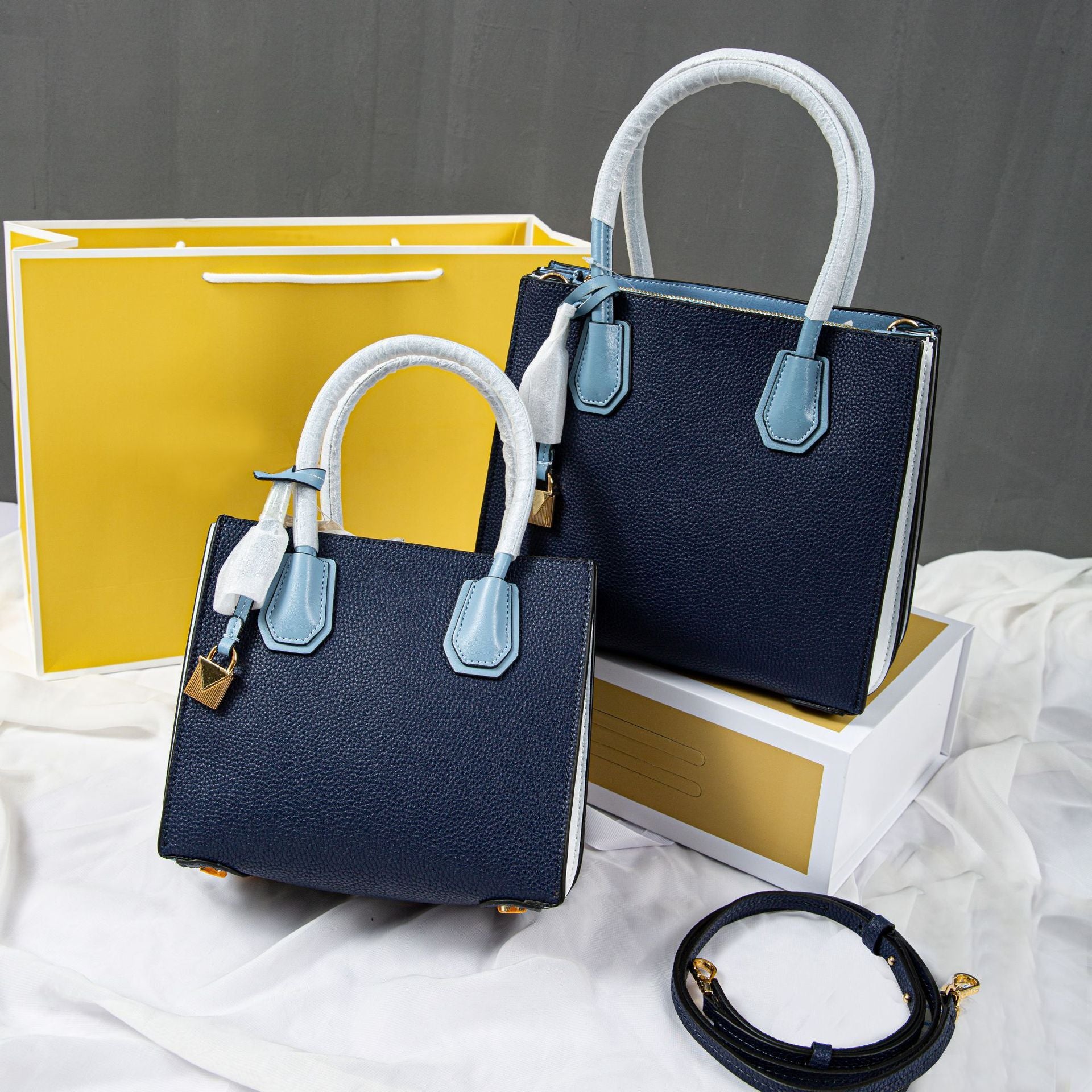 Streamlined Tasker - Women handbag - color blue - size medium and large 