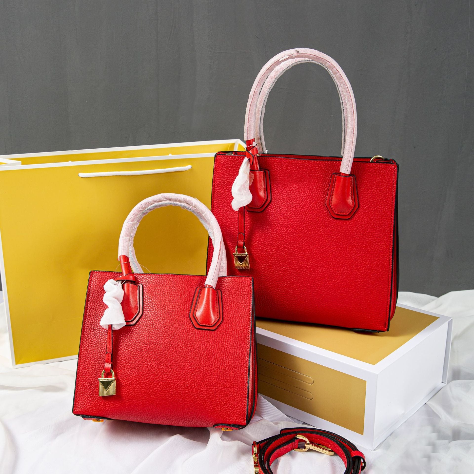 Streamlined Tasker - Women handbag - color red - size medium and large 